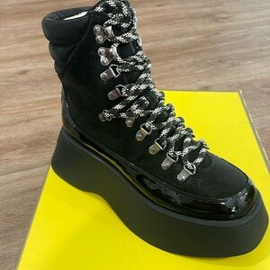 Black platform combat boots size 7